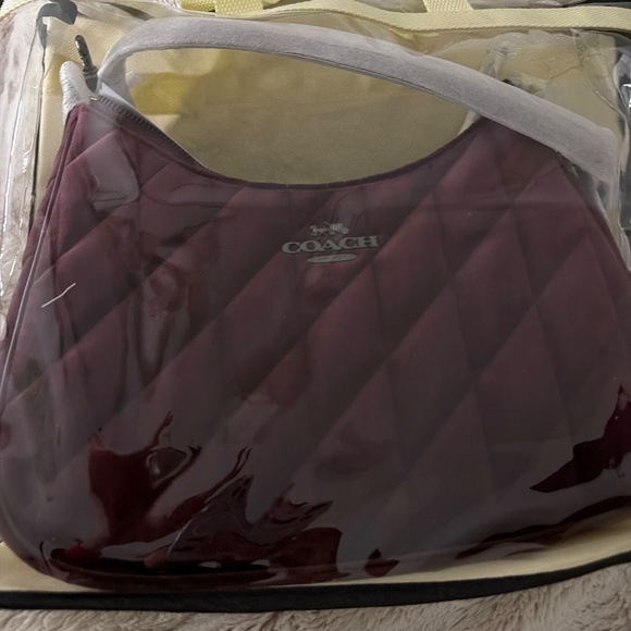 Teri Hobo Bag With Quilting - Picture 4 of 4